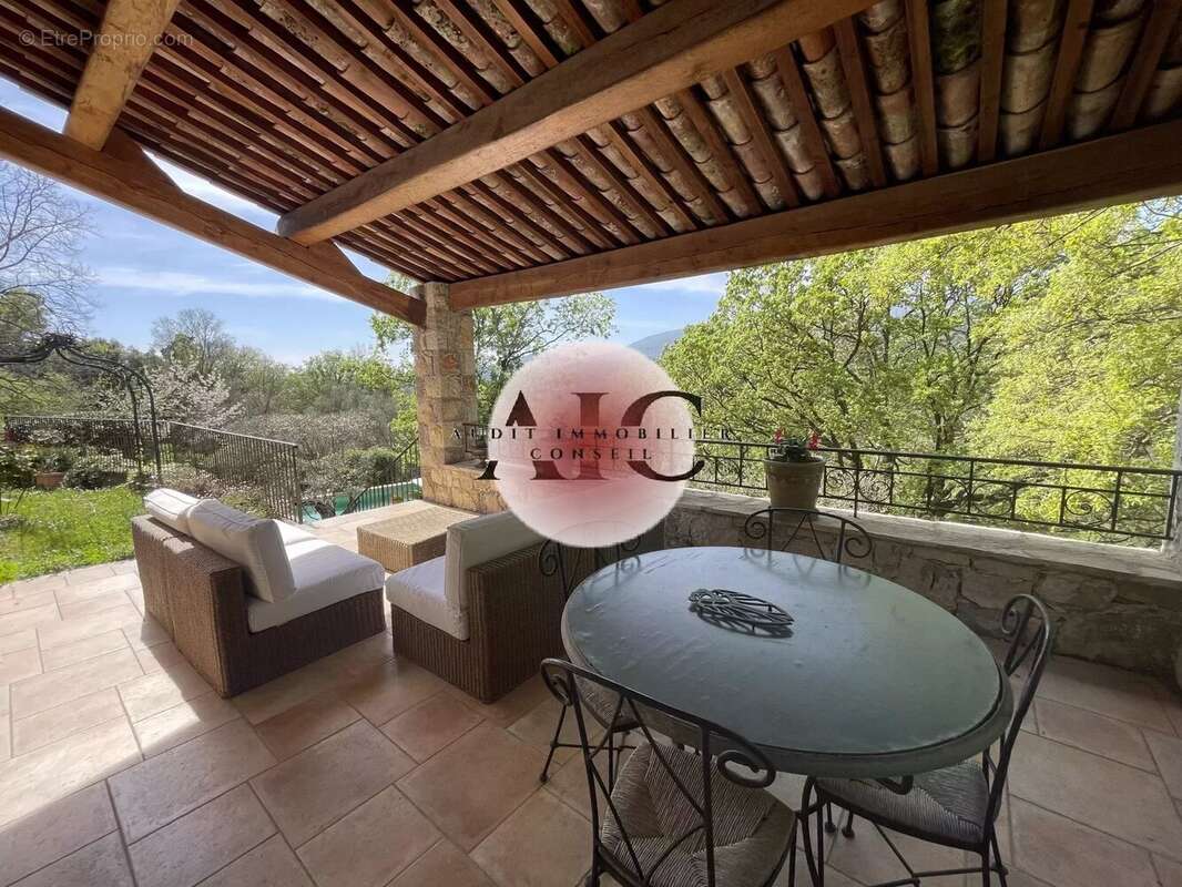 Maison à FAYENCE