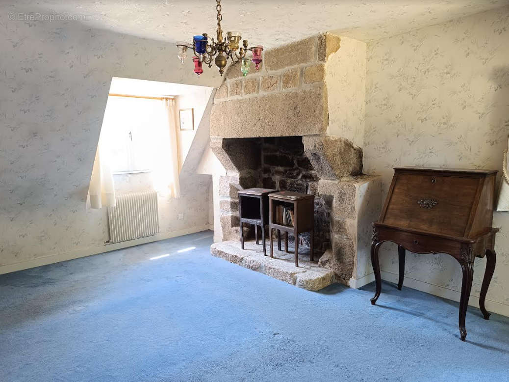 Maison à GOUEZEC