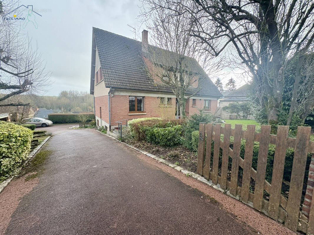 Maison à FLIXECOURT