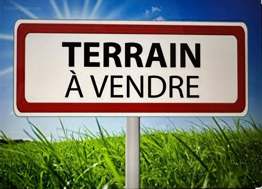 Terrain à SOUSSANS