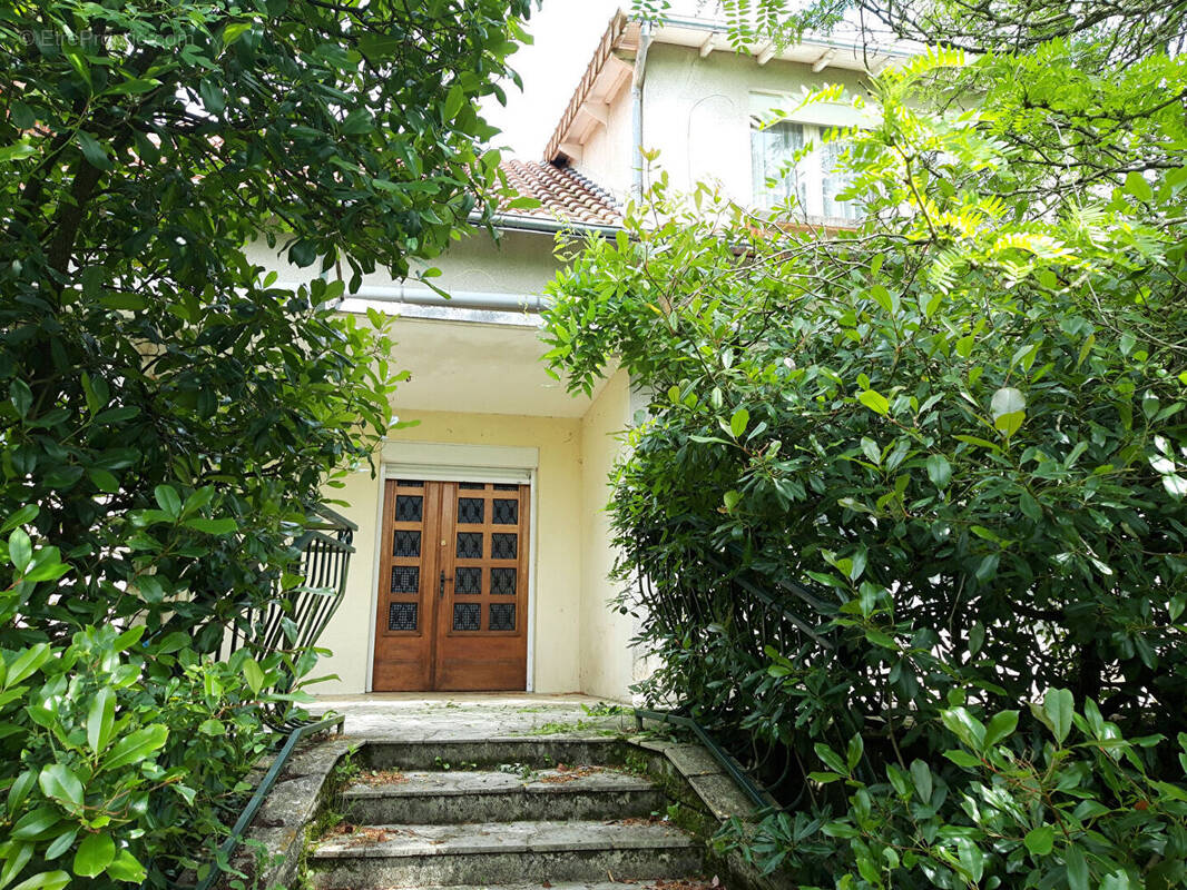 Maison à CHATELLERAULT