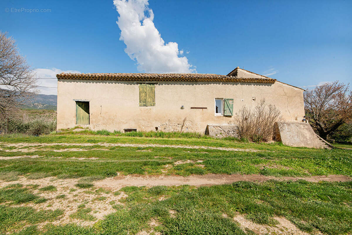 Photo 4 - Maison à CUCURON
