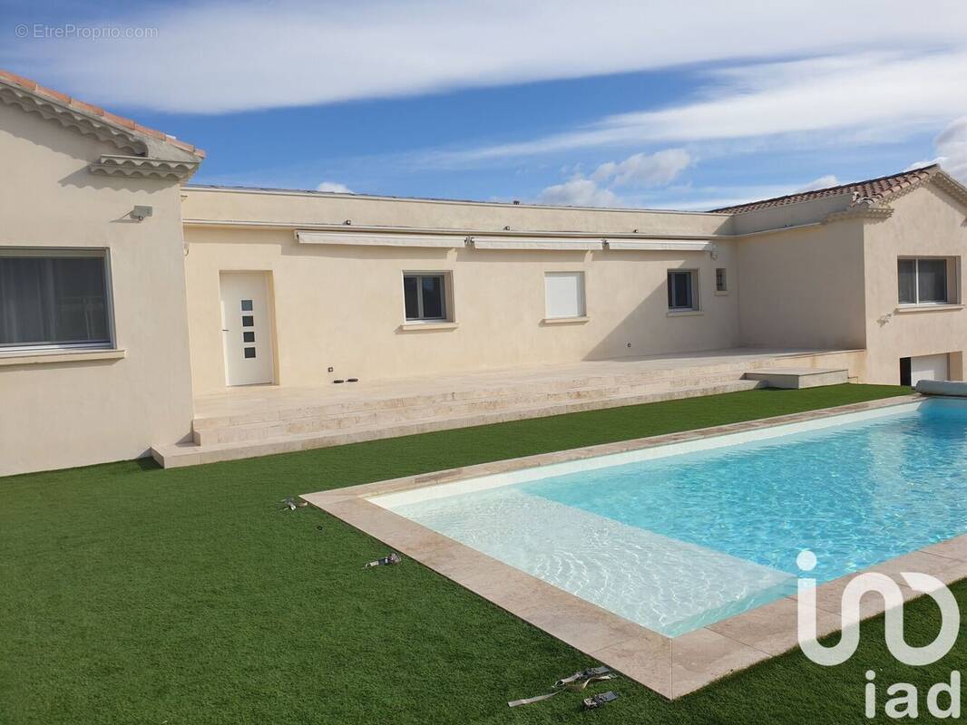 Photo 1 - Maison à UCHAUD
