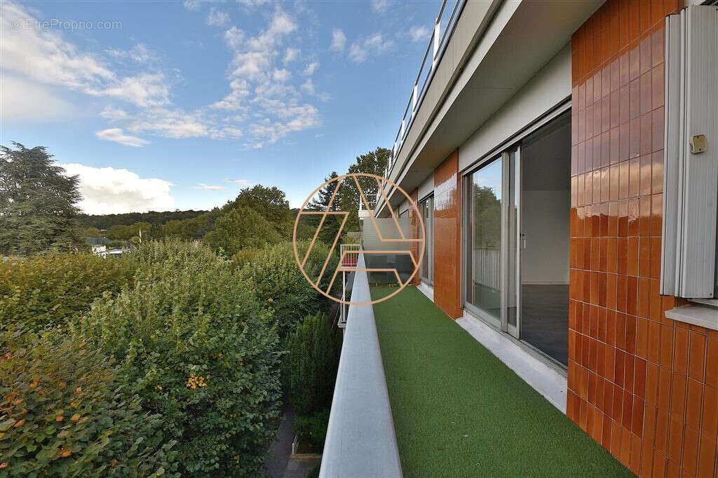 Appartement à SAINT-MAUR-DES-FOSSES