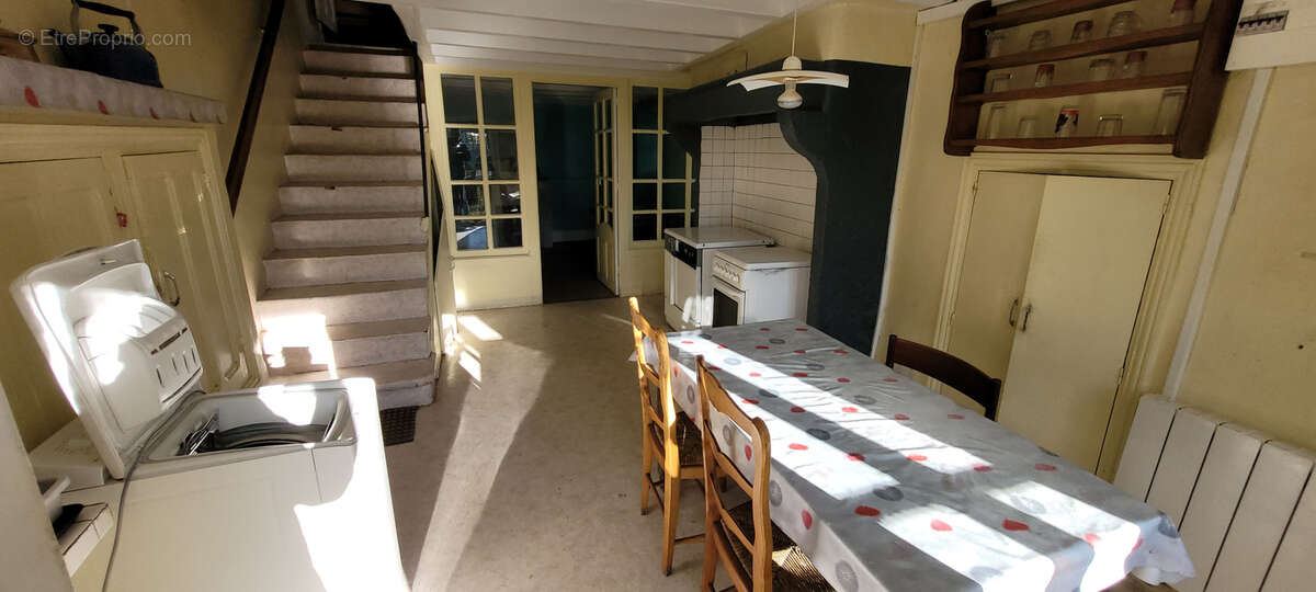 Maison à SAYAT