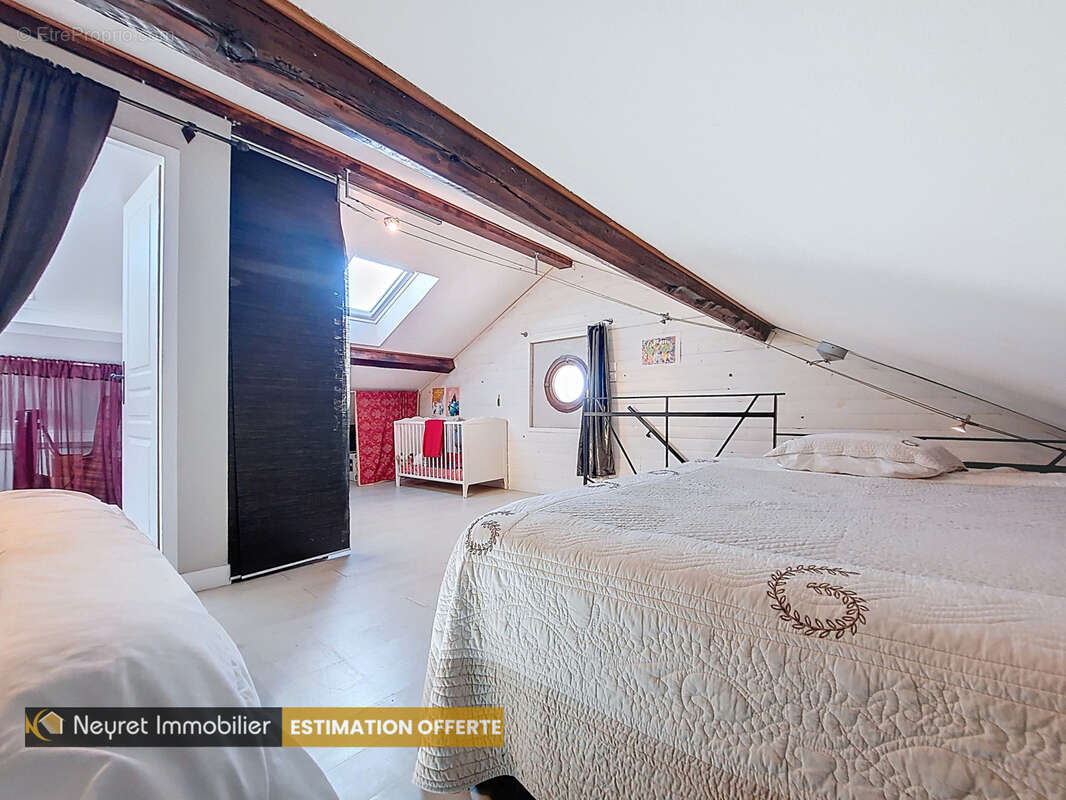 Appartement à COMMUNAY