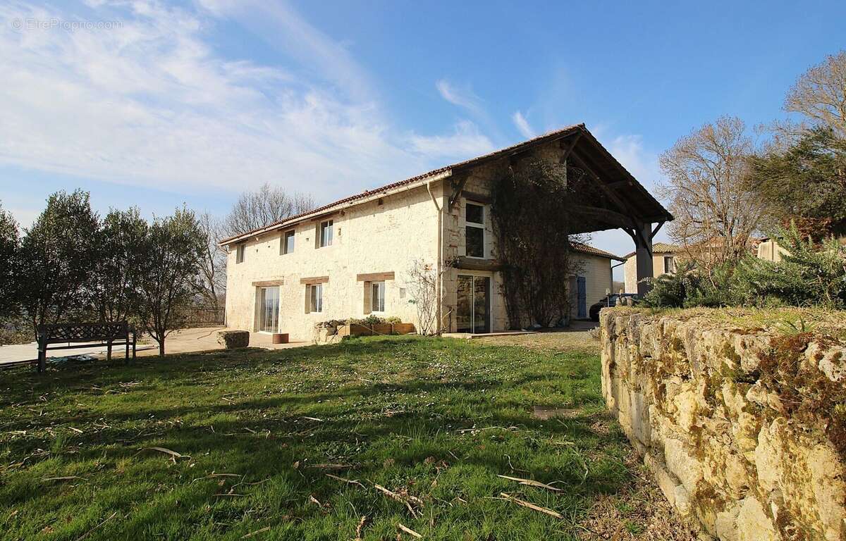 Maison à MALAUSE