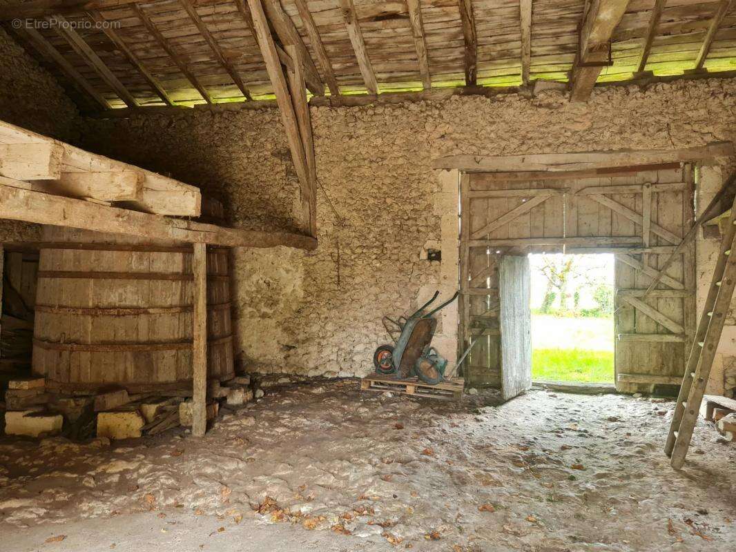 Maison à BOUTEILLES-SAINT-SEBASTIEN