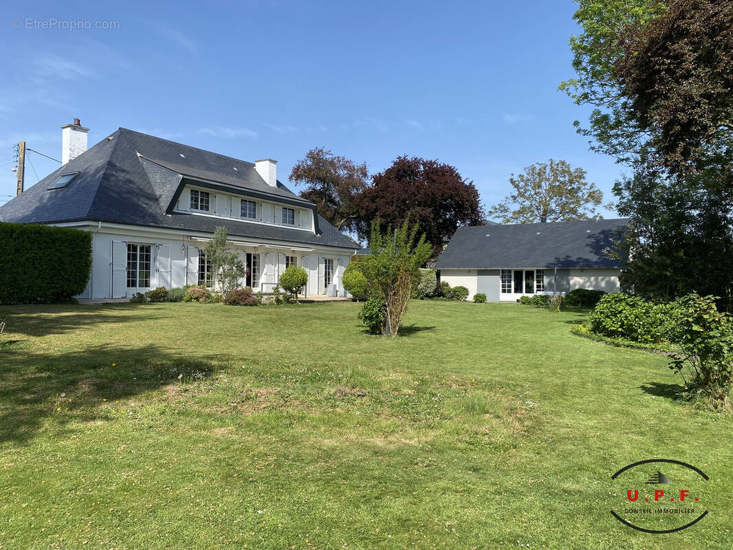 Maison à SAINT-ROMAIN-DE-COLBOSC