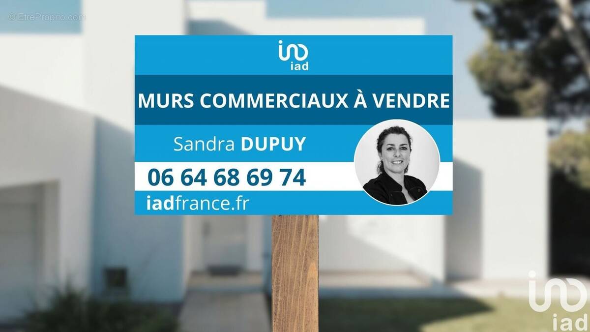 Photo 1 - Commerce à SABLE-SUR-SARTHE
