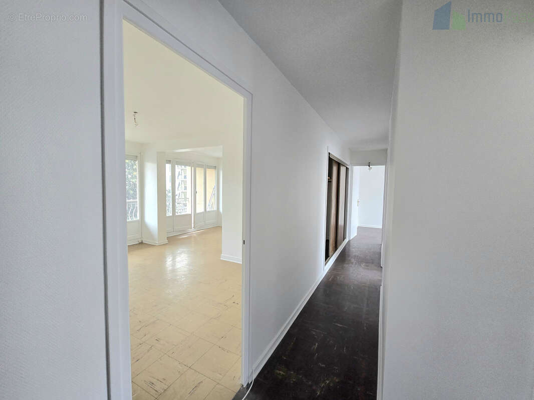 Appartement à LYON-8E