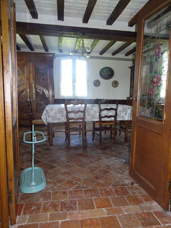 Maison à CORMEILLES