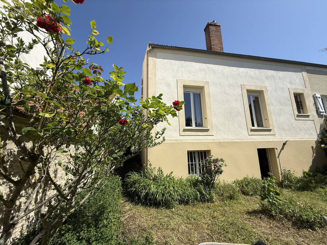 Maison à MELUN