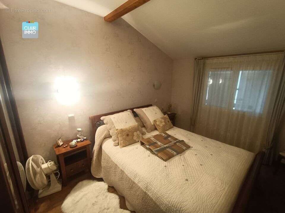 MAISON EN VIAGER - Maison à CHARNAY-LES-MACON