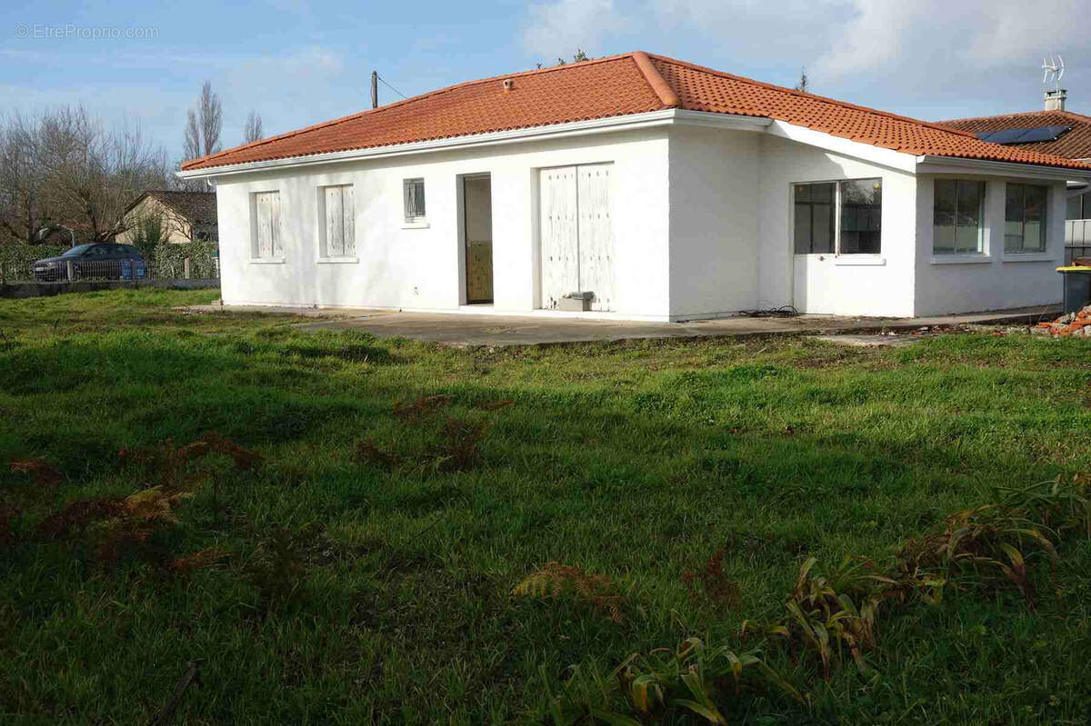 Maison à VIRSAC