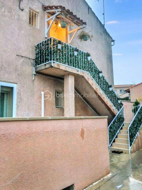 Appartement à LAVERUNE