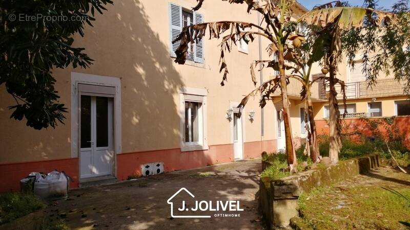 Appartement à FONTENAY-LE-COMTE