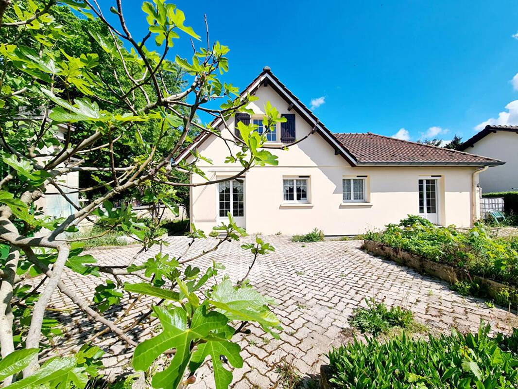 Maison à CHAUMONT