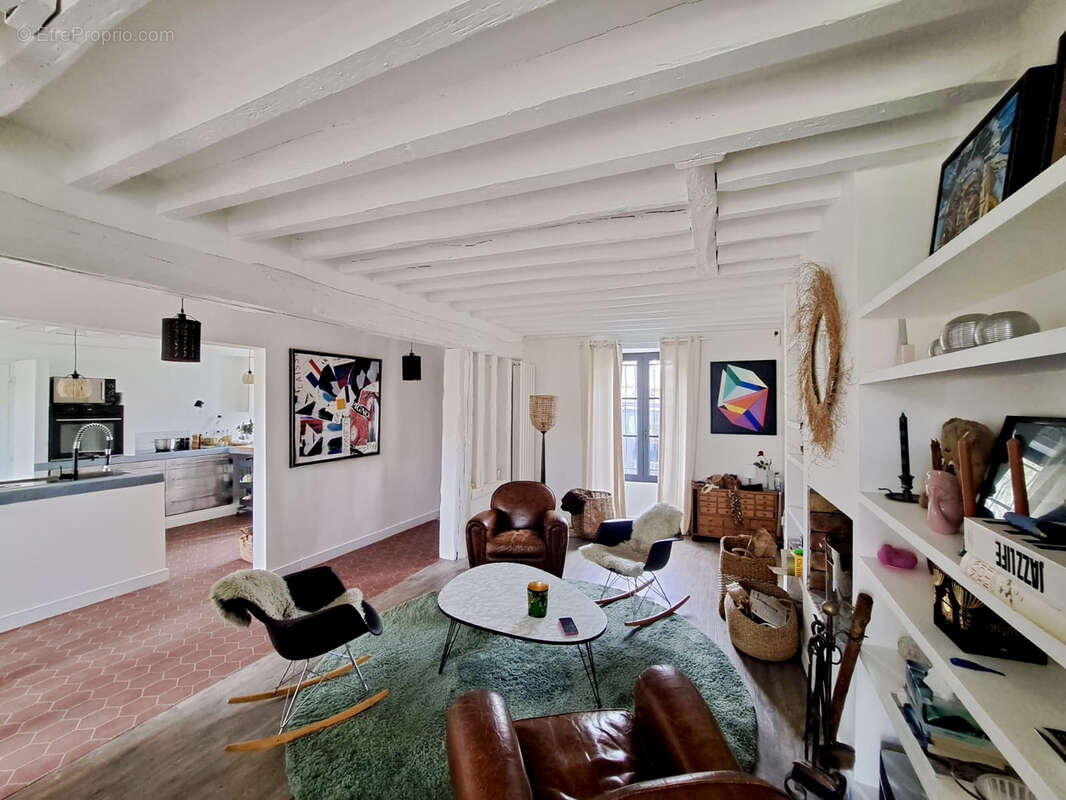 Maison à PLAILLY