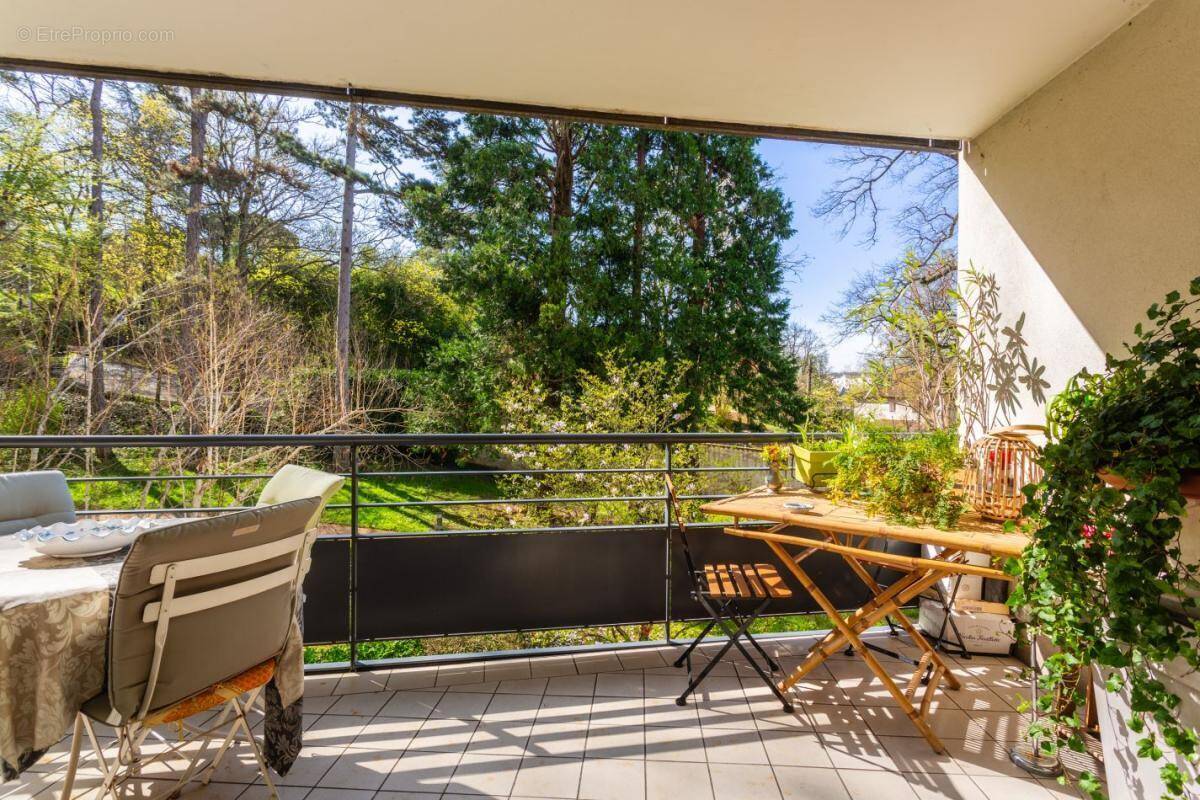 Appartement à LYON-5E