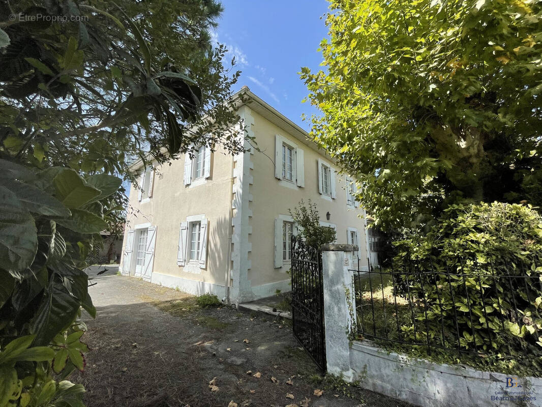 Maison à PEYREHORADE