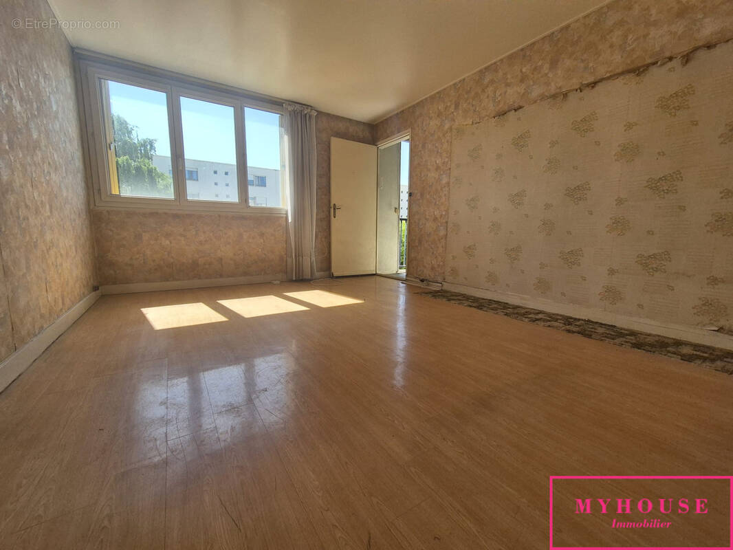 Appartement à BAGNEUX