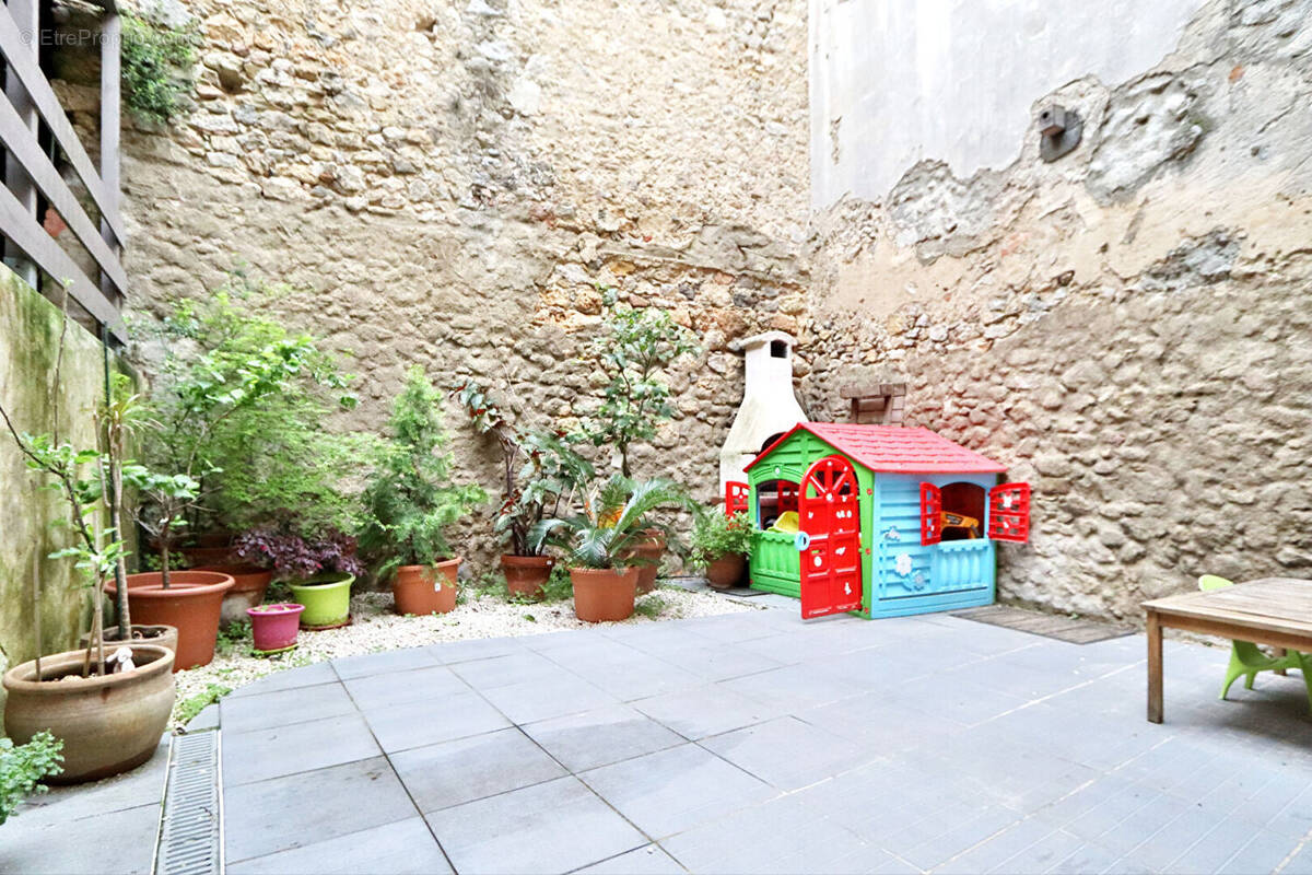 Maison à NEVIAN