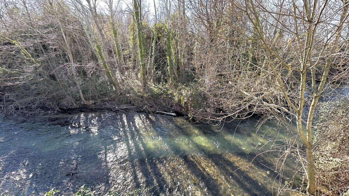 Appartement à ENTRAIGUES-SUR-LA-SORGUE