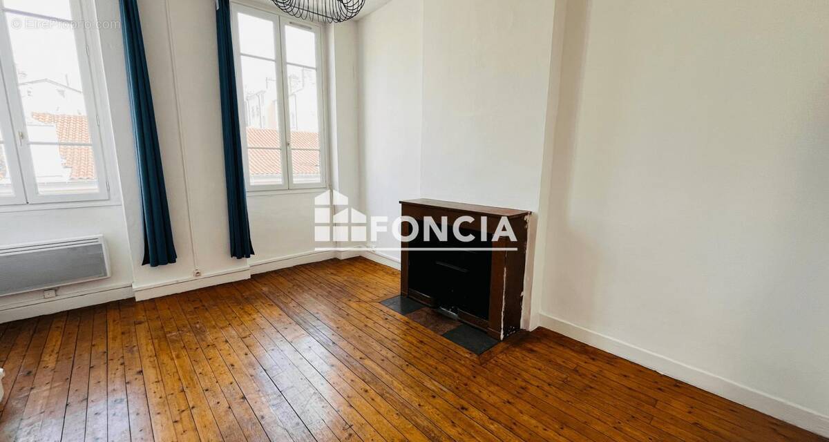 Appartement à LYON-6E