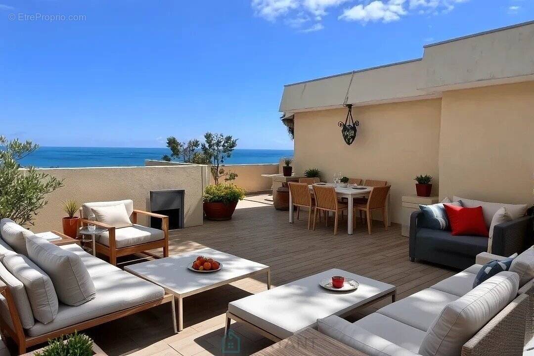 Appartement à VILLENEUVE-LOUBET