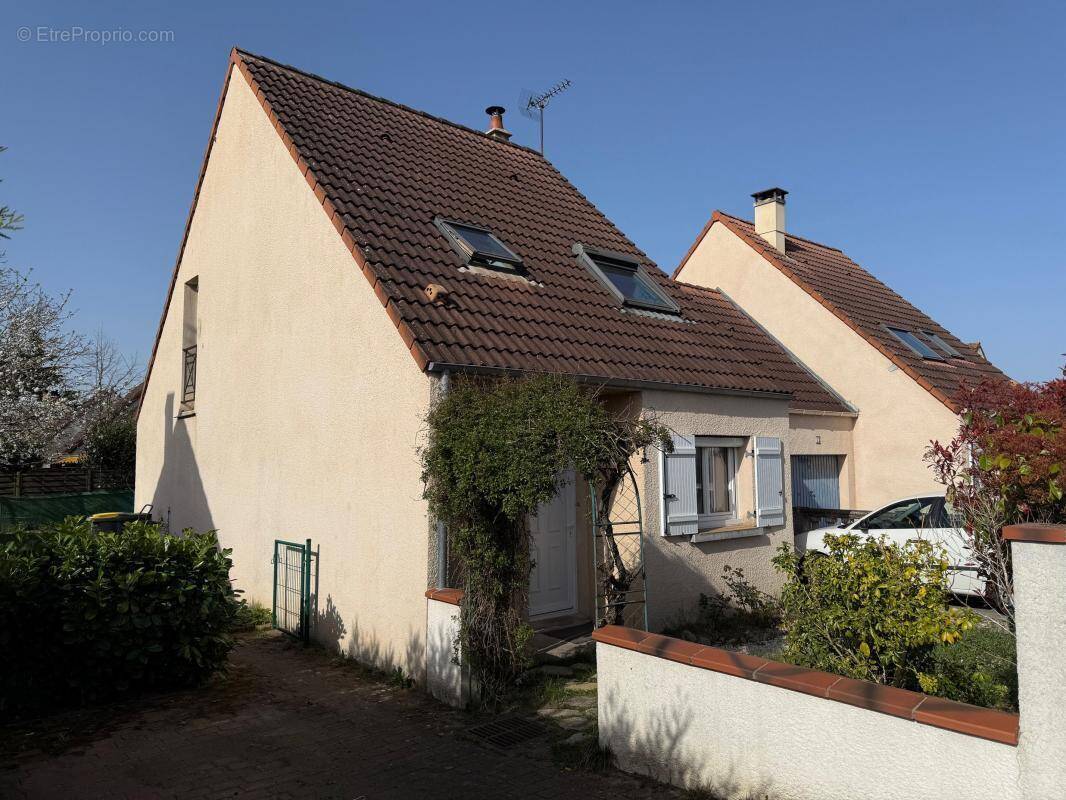 Maison à SAINT-DENIS-EN-VAL
