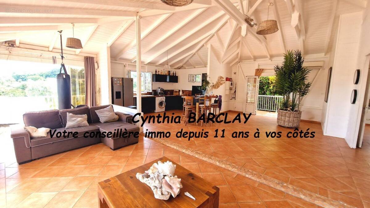 Maison à LES TROIS-ILETS