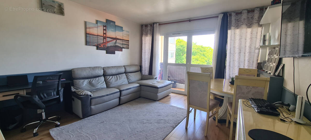 Appartement à LIMEIL-BREVANNES