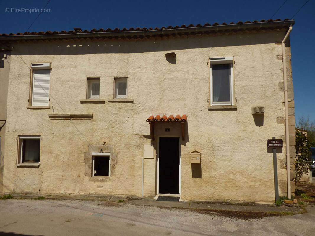 Maison à LABRUGUIERE