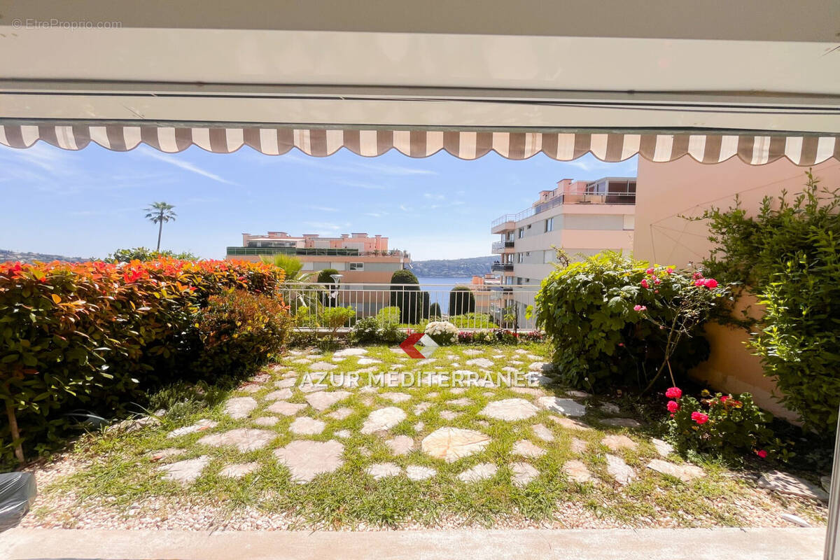 Appartement à VILLEFRANCHE-SUR-MER