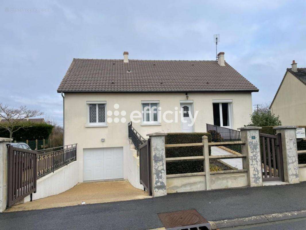 Maison à MONDOUBLEAU