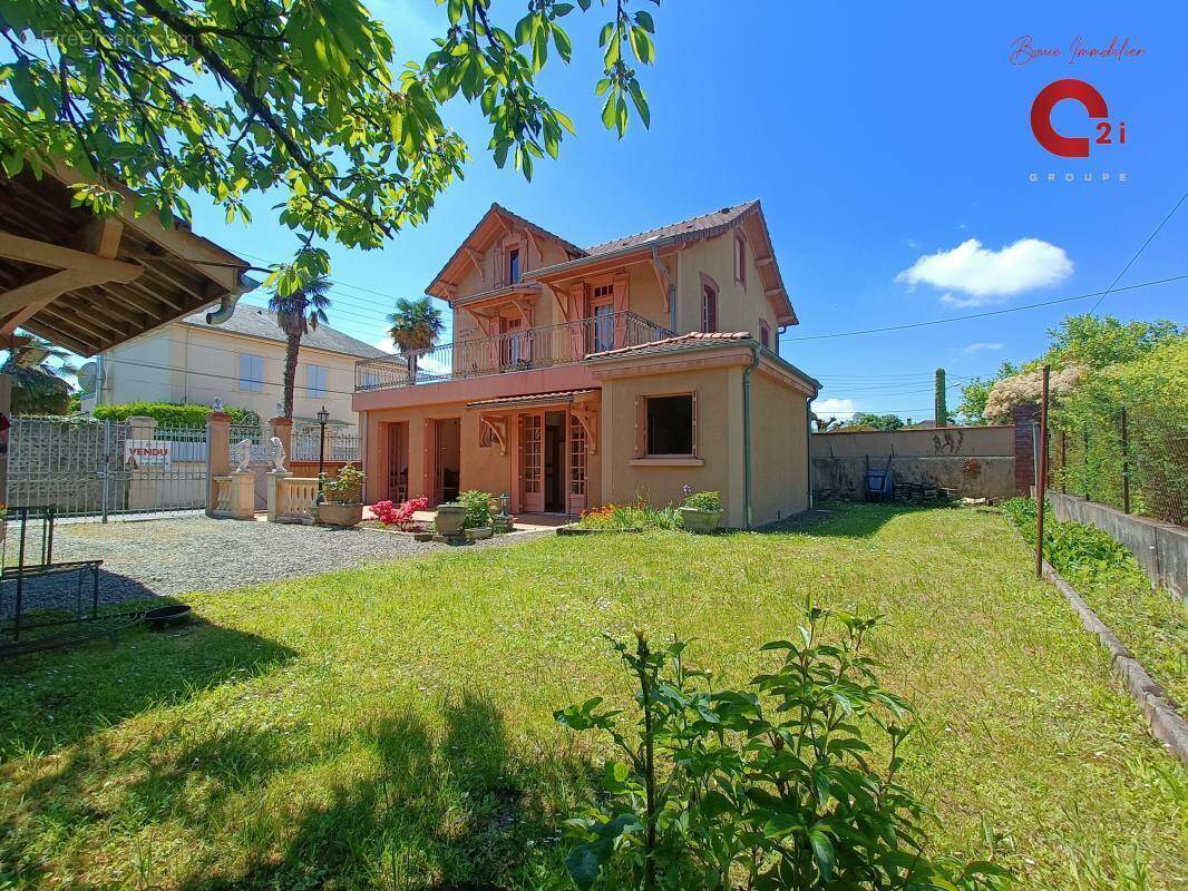 Maison à VIC-EN-BIGORRE