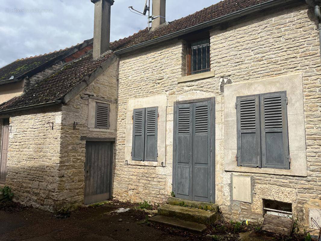 Maison à TONNERRE