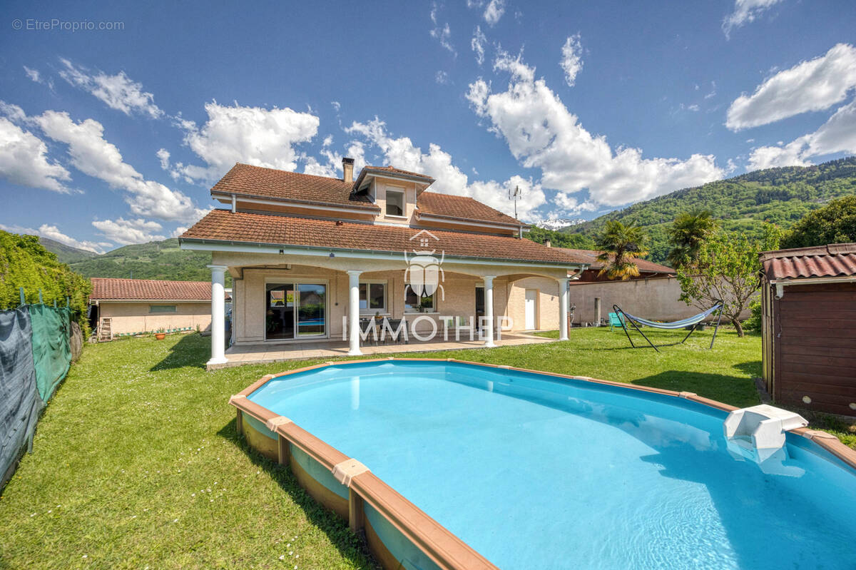 Maison à FROGES