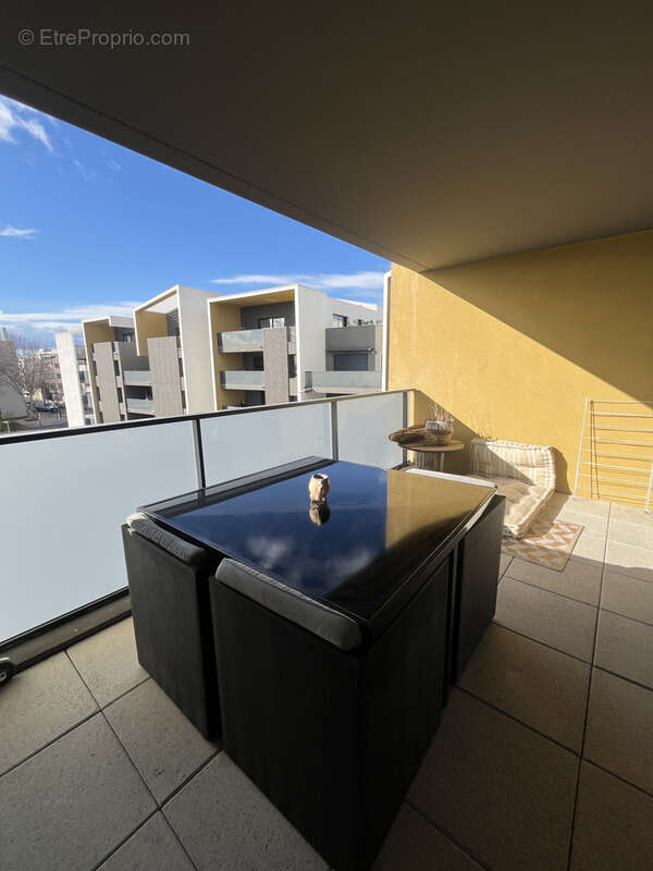 Appartement à SAINT-JEAN-DE-VEDAS