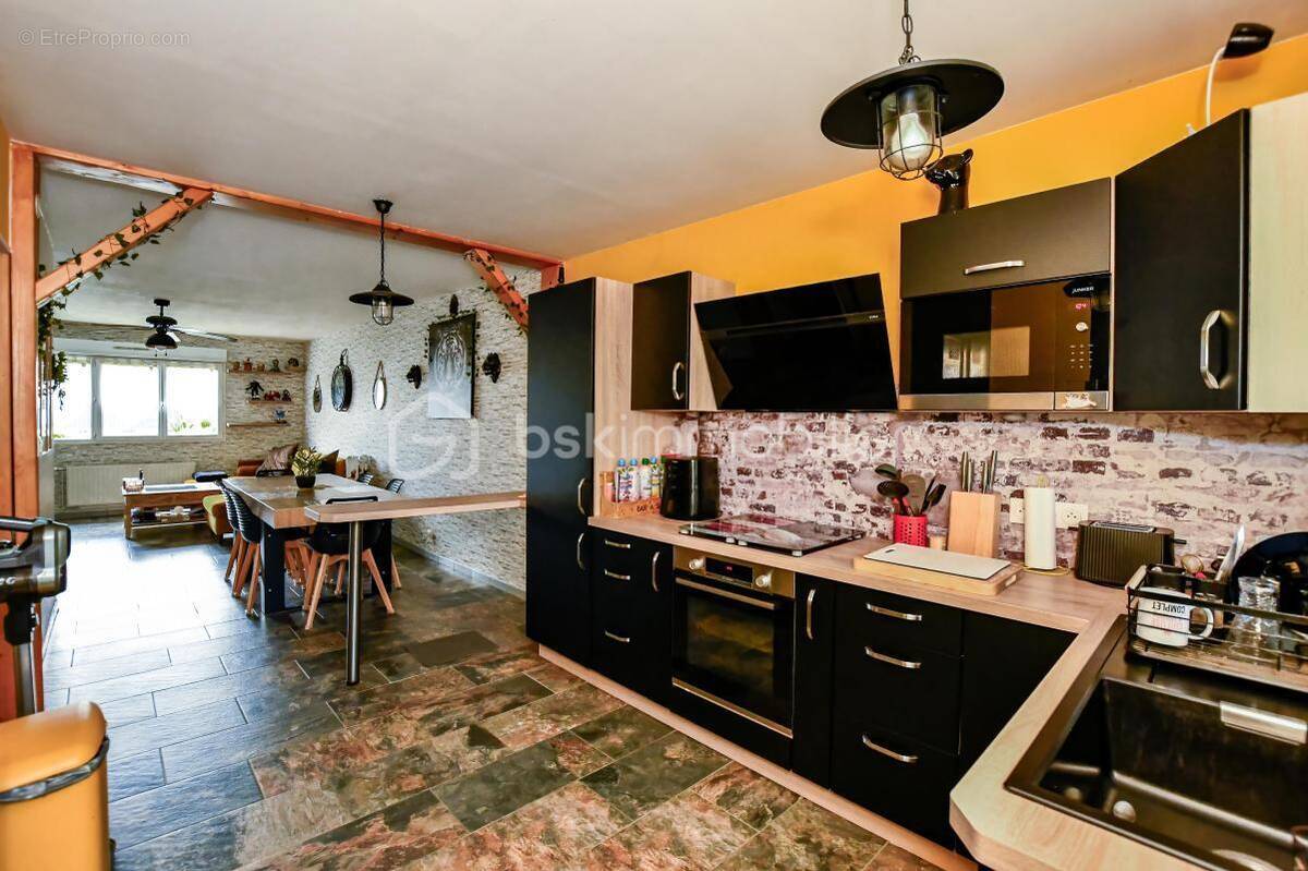 Maison à SAMPIGNY
