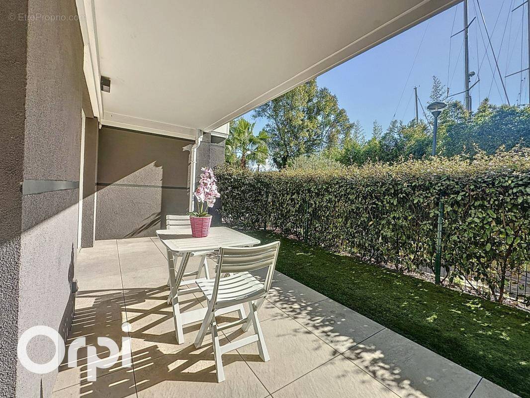Appartement à VILLENEUVE-LOUBET