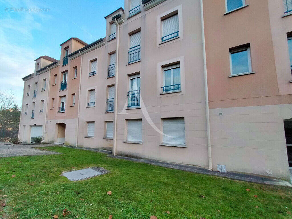 Parking à ETAMPES