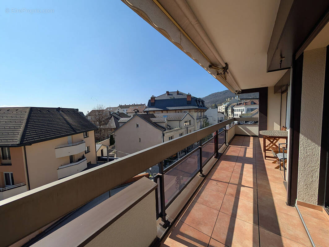 Appartement à DIVONNE-LES-BAINS