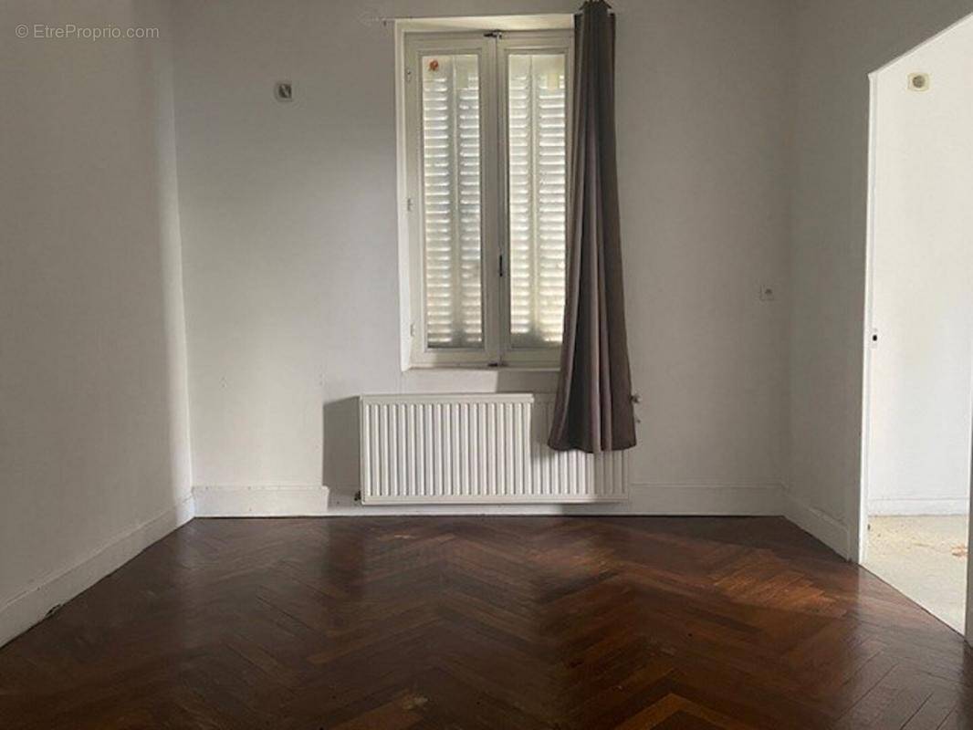 Appartement à LYON-8E