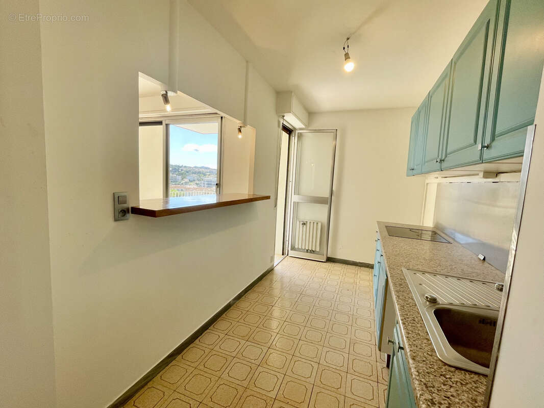 Appartement à LE CANNET