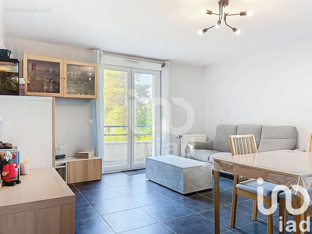 Photo 1 - Appartement à BEYNES