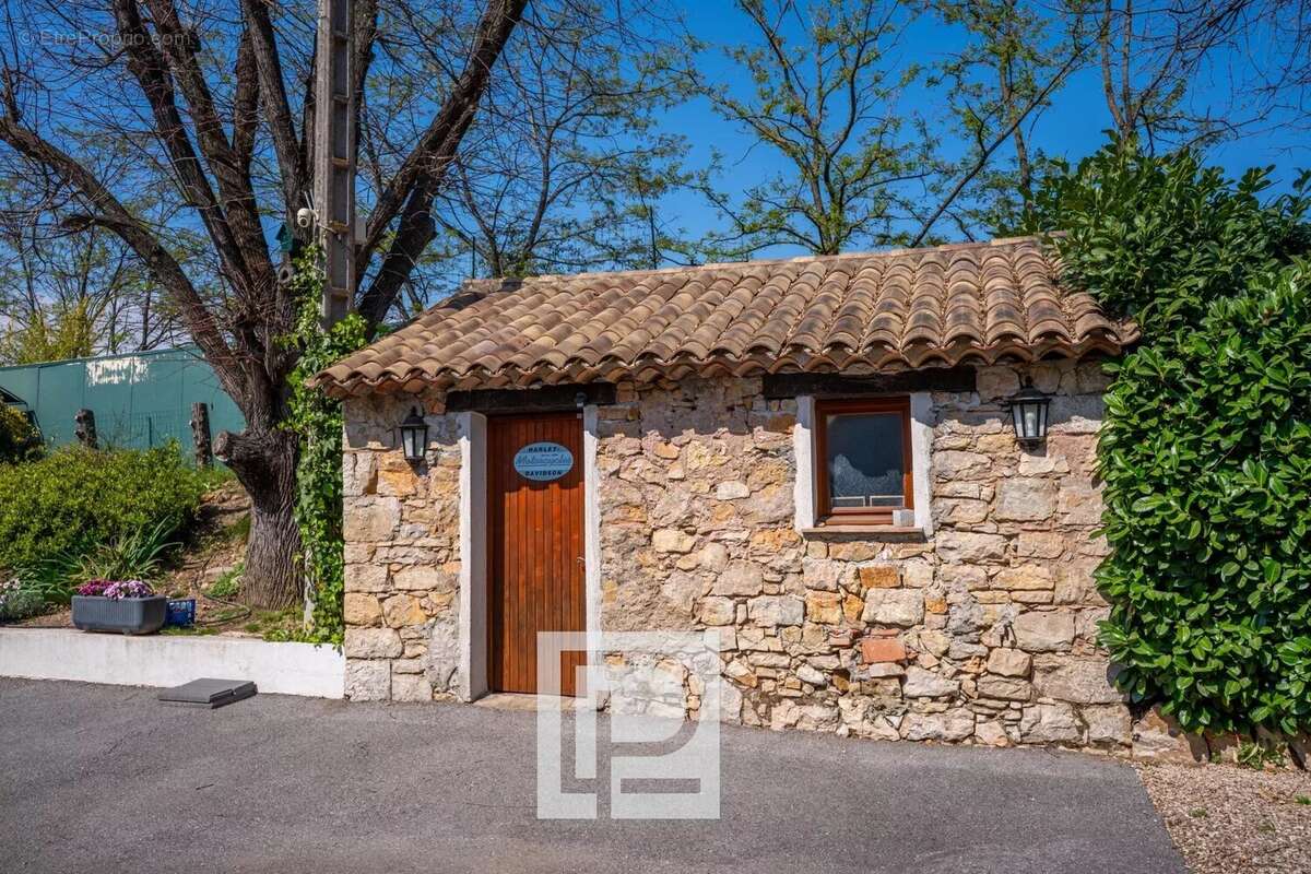Maison à MOUGINS