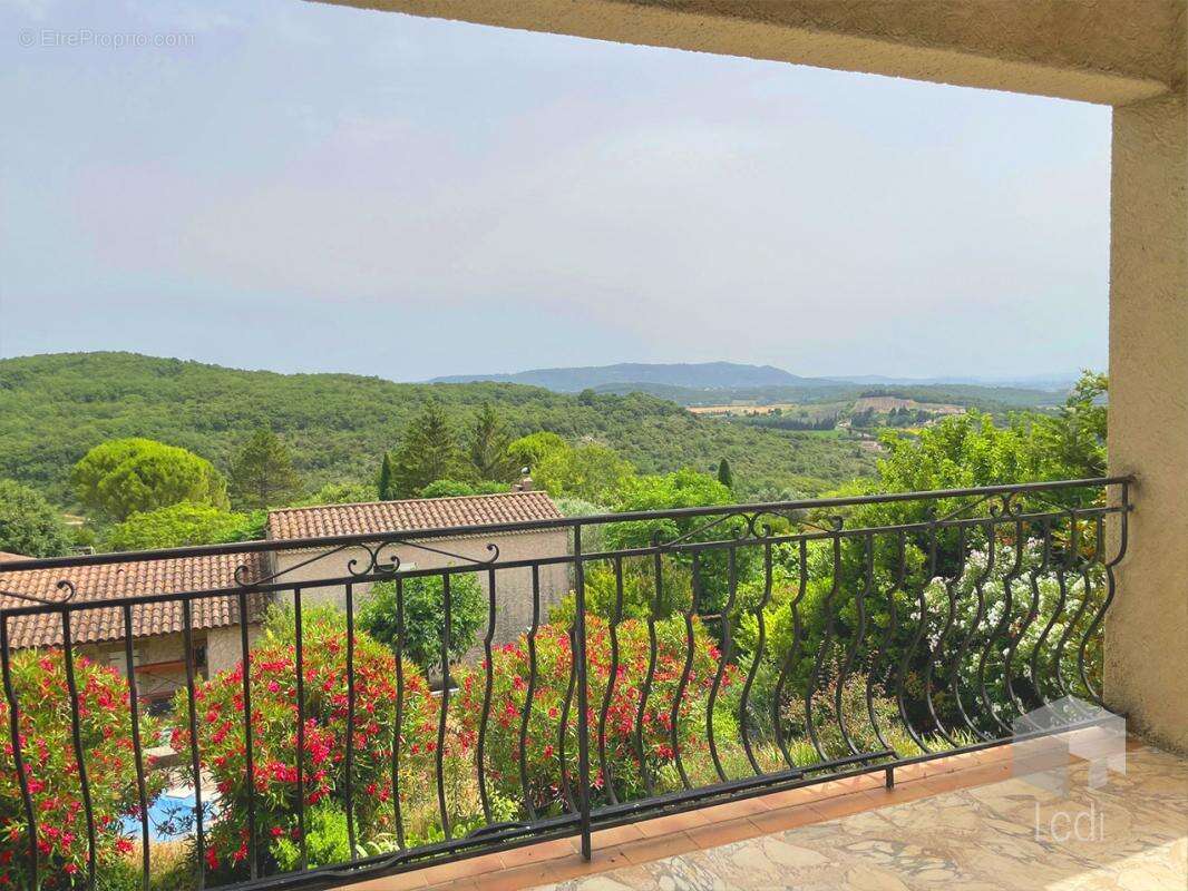 Maison à LA GARDE-ADHEMAR