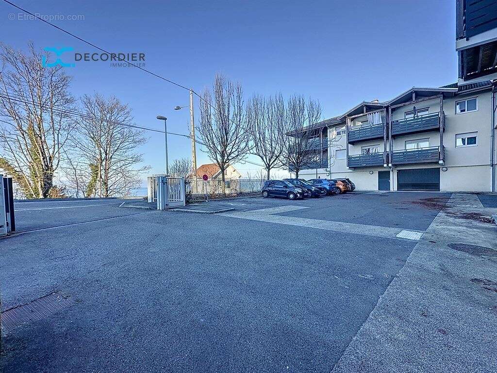 Appartement à EVIAN-LES-BAINS